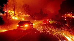 Firefighters overtaken by flames in California mountains