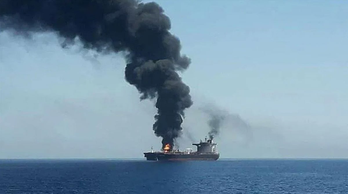 Iranian oil tanker explosion (Photo courtesy:<i>Twitter</i>)