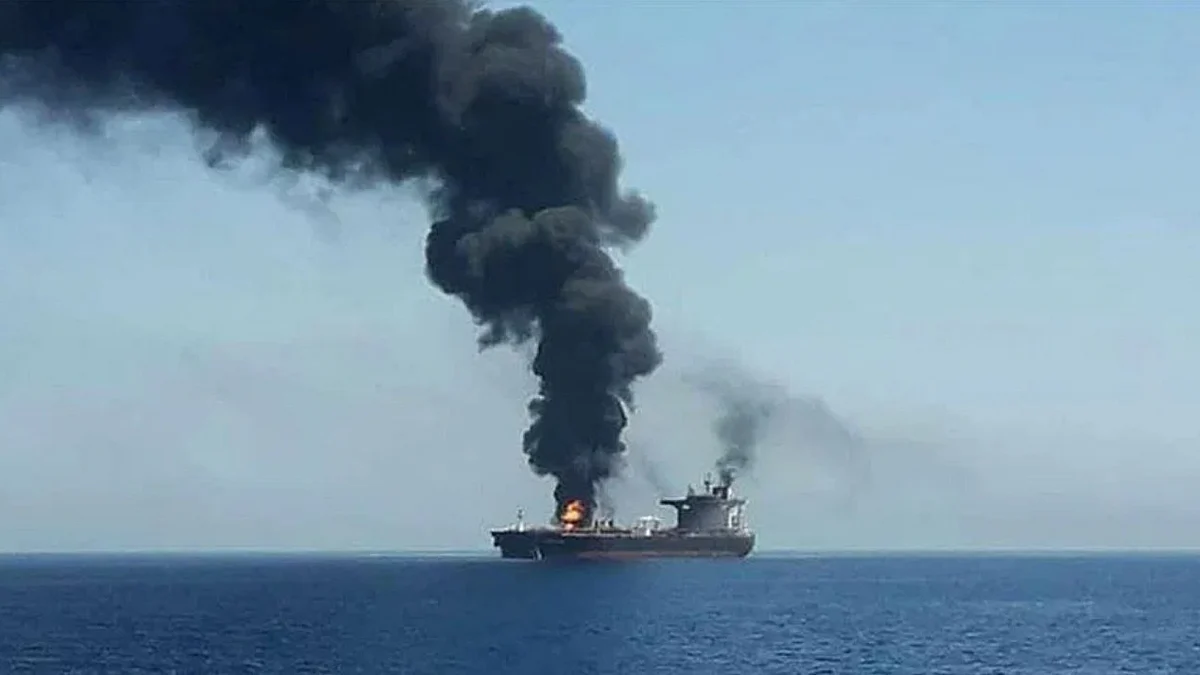Iranian oil tanker explosion (Photo courtesy:<i>Twitter</i>)