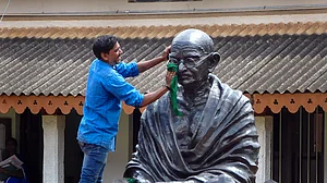 Memories of that 1948 day: Former PTI scribe recalls coverage of Gandhi assassination
