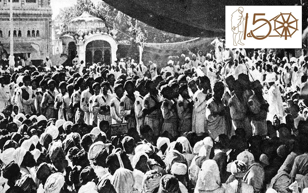 Gandhiji inspired Akalis in Punjab in their fight against control of shrines by hereditary custodians