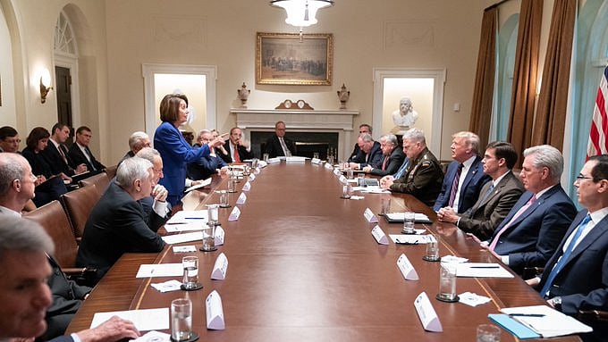 US politics at new low as Trump, Pelosi indulge in war of words over Syria 