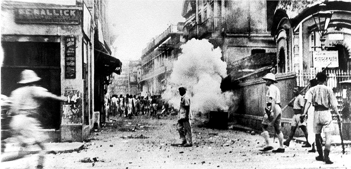 Communal riot in Noakhali.