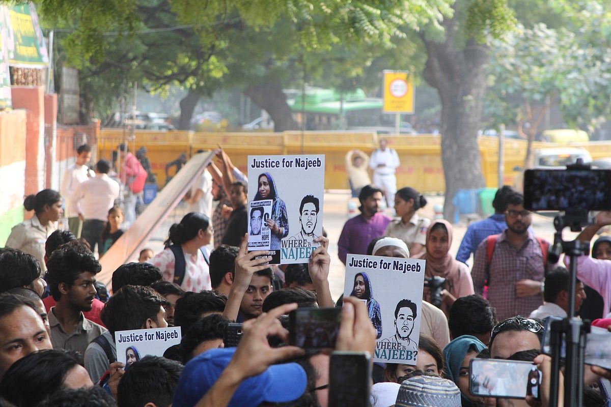 Protestors at Jantar Mantar, NH Photo by Vipin
