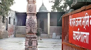 Ayodhya Mandir Trust: Split wide open among different mahants, Akharas