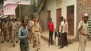 WATCH: After ‘Thain, thain!’, UP cops now ride ‘imaginary horses’ during mock drill