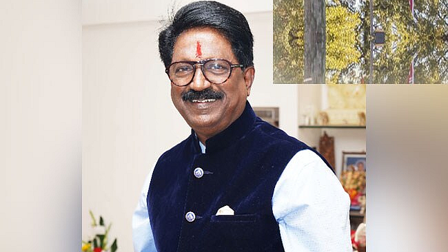 Shiv Sena minister announces decision to quit NDA govt