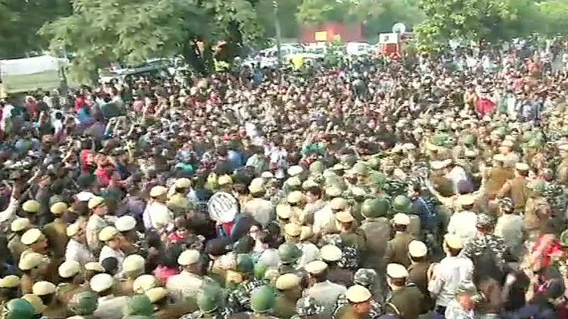 JNU students to intensify protest on Friday