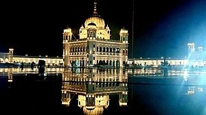 Of bonding over Kartarpur Corridor and trouble in JNU