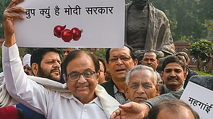 December 5: Delhi and beyond, in pictures