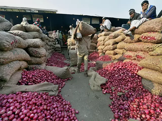 Rise in onion prices: A cooperative movement for veggies need of the hour