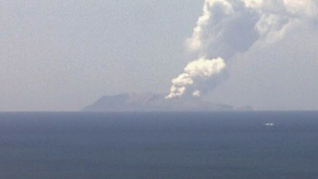 100 people near New Zealand Volcano when it erupted, Says PM Ardern