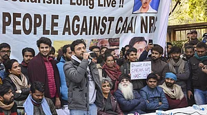 Childhood buddies wrangle, WhatsApp groups see exits over CAA-NRC debates on social media