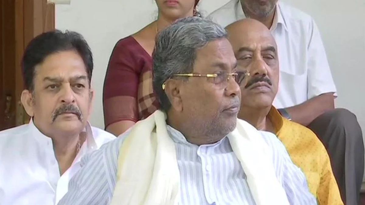 Karnataka: Siddaramaiah resigns as CLP leader, KPCC chief Dinesh Gundu Rao also resigns after bypoll results