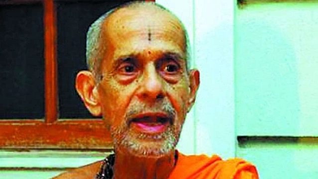 Pejawar math head Vishwesha Theertha Swamiji passes away