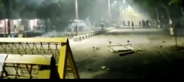 AMU students clashed with the police in Aligarh