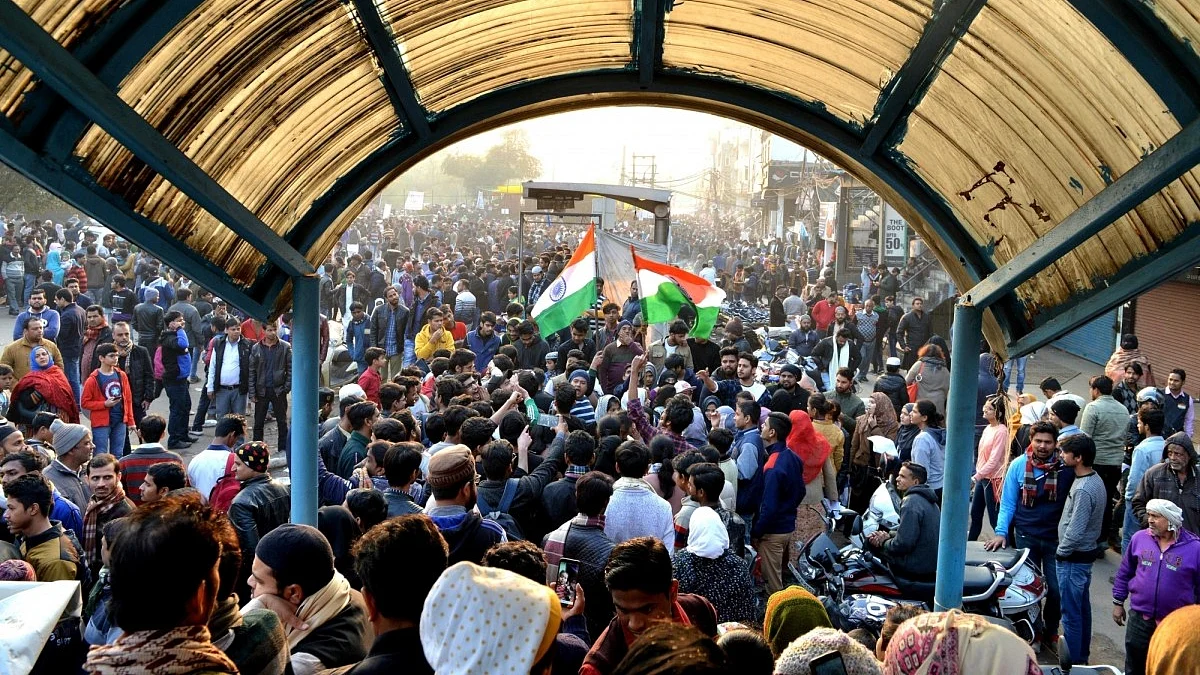 2-minute silence for Kashmiri Pandits at Shaheen Bagh