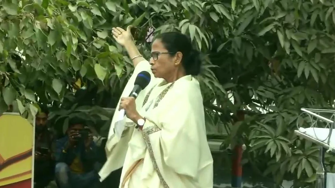 Mamata asks PM Modi: Are you the ambassador of Pakistan? Why compare nation with Pak? 