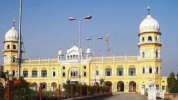 Gurdwara Nankana Sahib “untouched and undamaged”; reports of desecration “false”: Pak govt