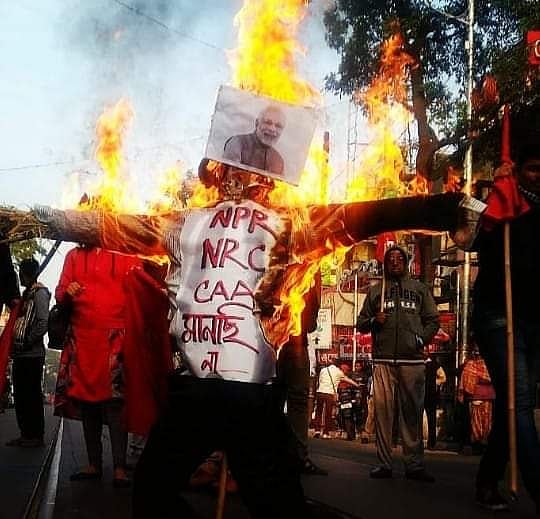 Protesters burnt effigies of PM Modi and HM Amit Shah (Photo courtesy: Social media)