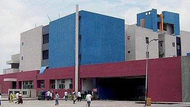 Surat Municipal Institute of Medical Education and Research (Photo Courtesy: social media)