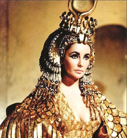 Elizabeth Taylor: Remembering Hollywood’s Cleopatra! 