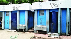 4.5 lakh swachh toilets only on paper?