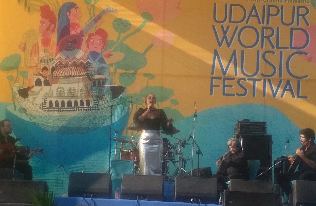 Indians are as warm as the glowing sun- Sara Correia