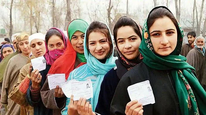 Elected panchayat officials unable to move out of hotels as Kashmir goes for another round of polling
