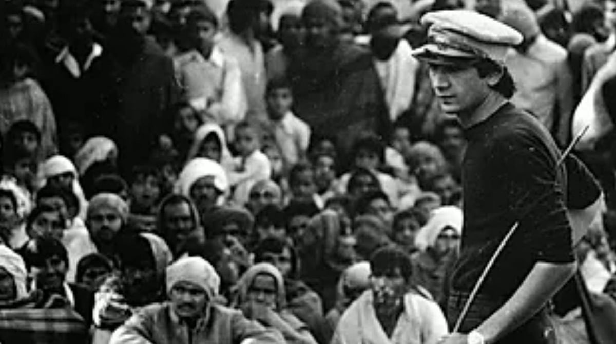 Safdar Hashmi springs to life in ‘Halla Bol’      