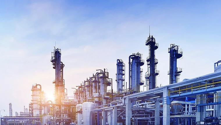 Oil at $20 no more a dream but distinct possibility; Market has only one way to go-downwards