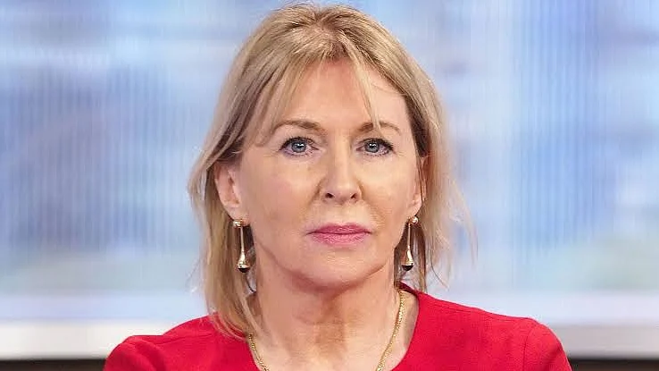 COVID-19: UK Health Minister Nadine Dorries tests positive