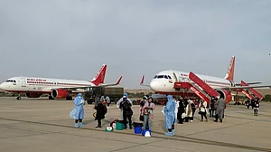 Another 205 Indians arrive from Iran