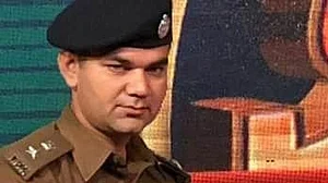 Uttar Pradesh: Special Investigation Team files FIR against IPS officer