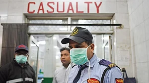 Ambulance staff work without masks, sanitisers in Uttar Pradesh