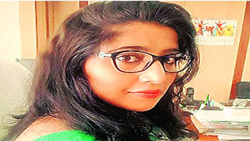 Dr Mrinalini Darswal 