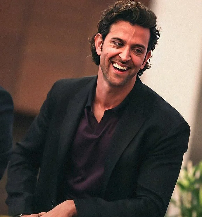 Hrithik Roshan helps again by facilitating 1.2 lakh cooked meals for the needy across India
