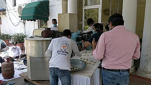 Indian Youth Congress turns its HQ into community kitchen to feed needy