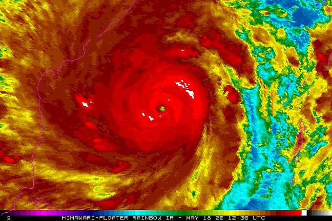 The cyclone continues to get stronger. Winds have increased to 165mph, and the pressure drops to 901mb. Which definitely makes this storm one of the most powerful worldwide