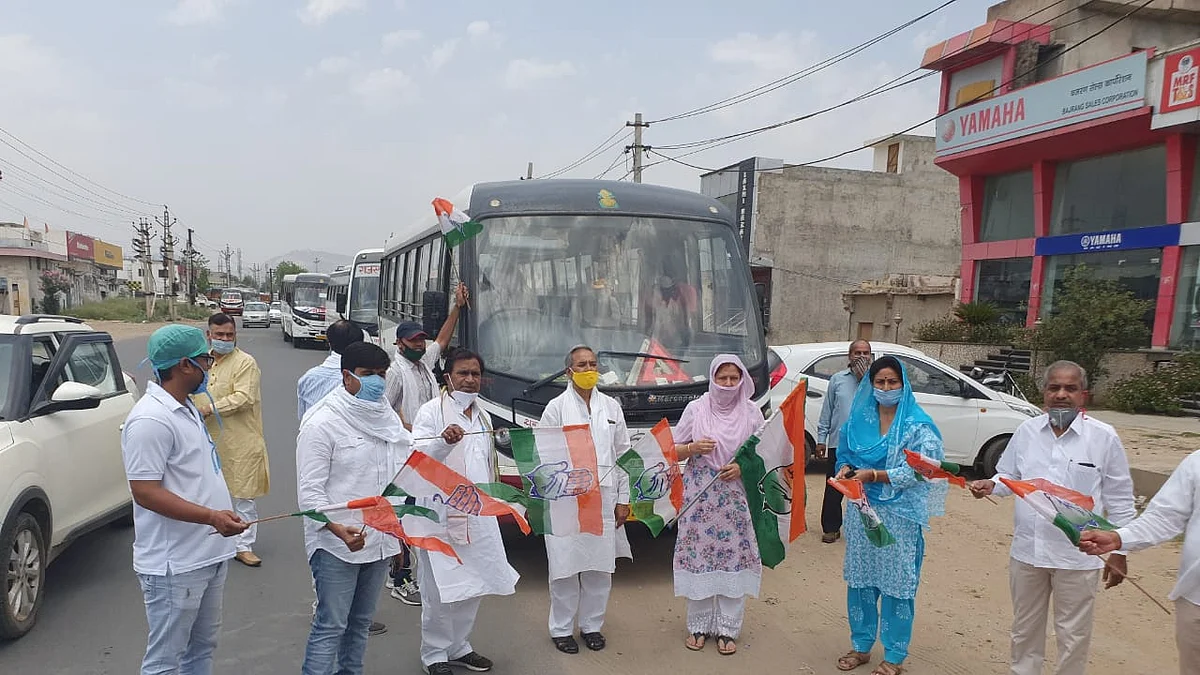 UP Congress set to hand over list of 1000 buses to Yogi govt in response to no details claim