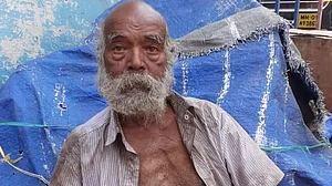 Man who identified Ajmal Kasab found on pavement, reunited with family