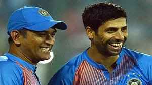 Dhoni was always open to a chat with players: Former India pacer Ashish Nehra