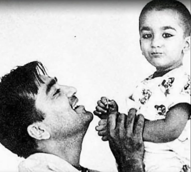 Sunil Dutt with Sanjay Dutt (Photo Courtesy: IANS)