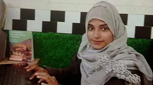 Woman freelance journalist commits suicide, SP leader held