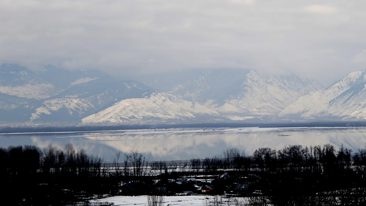 A view of Wular Lake in Jammu and Kashmir’s Bandipora district