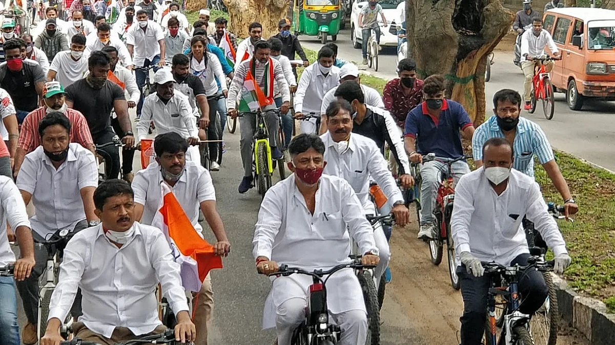 Party’s state unit president D.K. Shivakumar in Bengalore protesting against constant fuel price hike