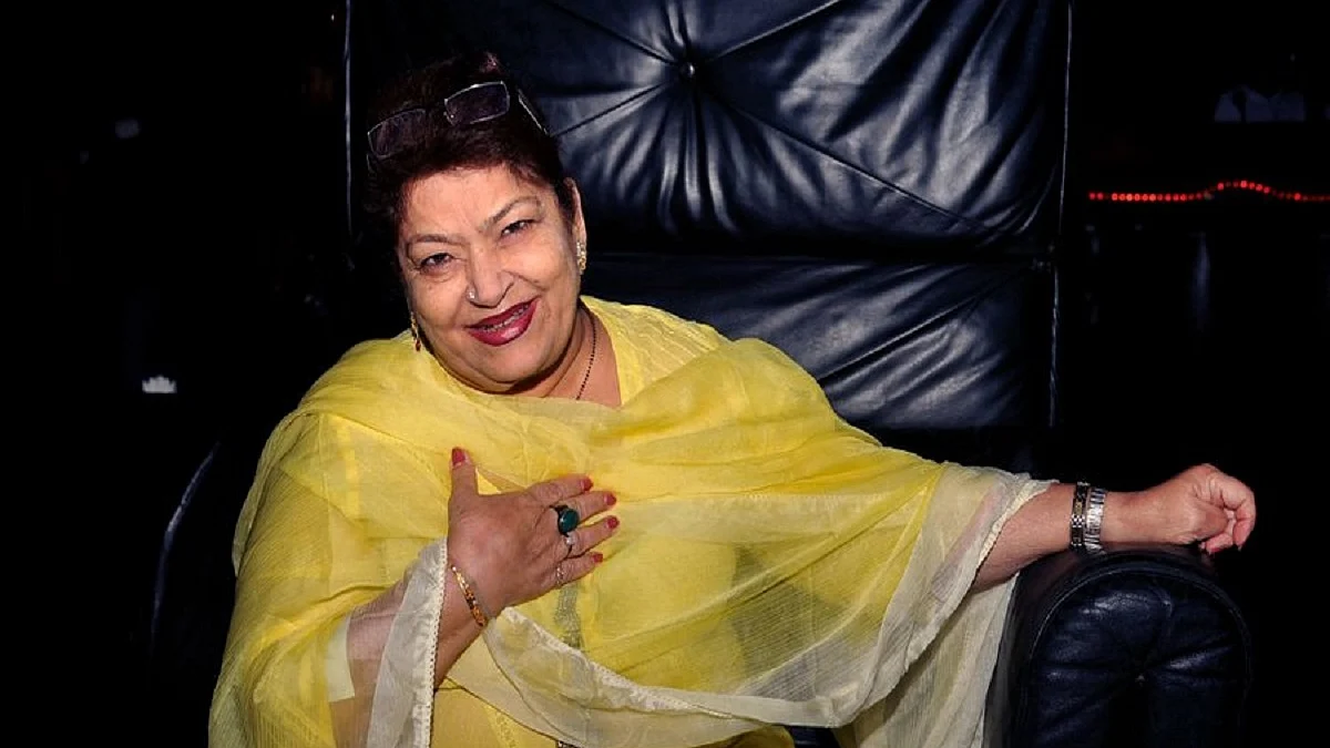 Saroj Khan (Photo Courtesy: Twitter/ @page3digital)