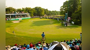 Squeezed dry, Delhi Golf Club lays off 59