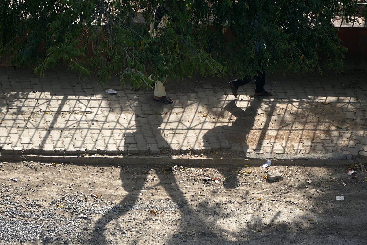 Walking under the shade (Photo by Pramod Pushkarna)&nbsp;