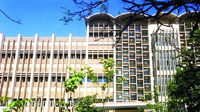 IIT Bombay (Photo courtesy: Twitter)